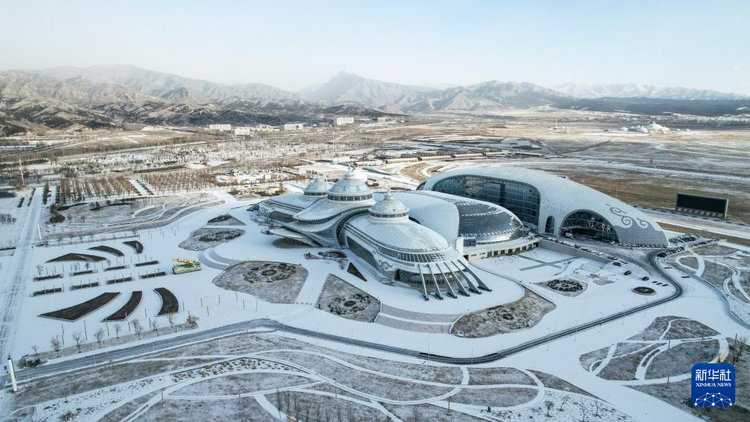 1734940174409963.jpg 體育運(yùn)動中心.jpg