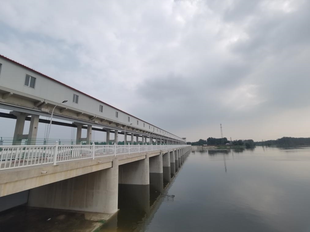 圖為獨(dú)流減河進(jìn)洪南閘。新華社記者 劉惟真 攝
