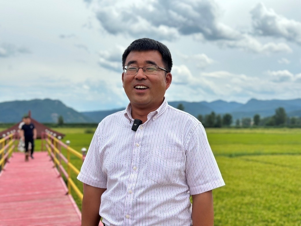 和龍市東城鎮(zhèn)光東村村書(shū)記金憲。人民網(wǎng)記者 金洪花 攝