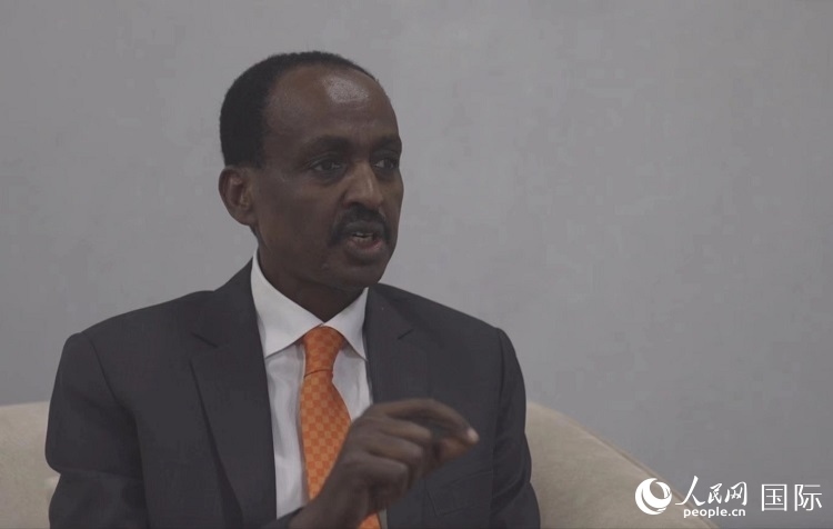 特肖梅·托加接受人民網(wǎng)專訪。人民網(wǎng)記者 劉寧攝