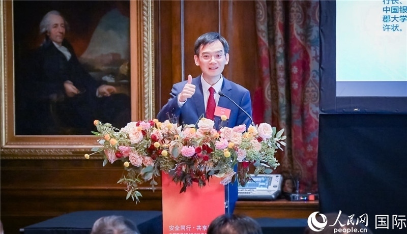 圖為方文建發(fā)言。人民網(wǎng) 郭錦標攝