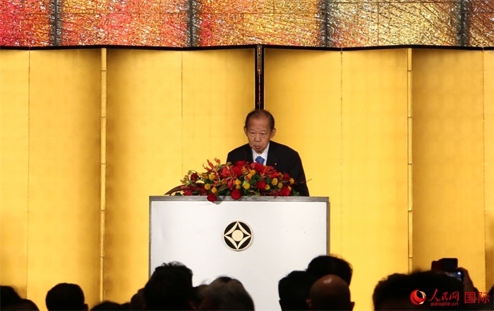 日中友好議員聯(lián)盟會(huì)長二階俊博發(fā)表致辭。人民網(wǎng) 許可攝