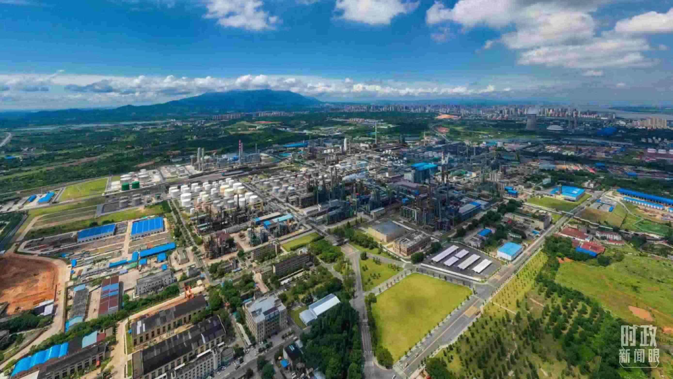 △中國石化九江分公司。（總臺記者劉陽拍攝）