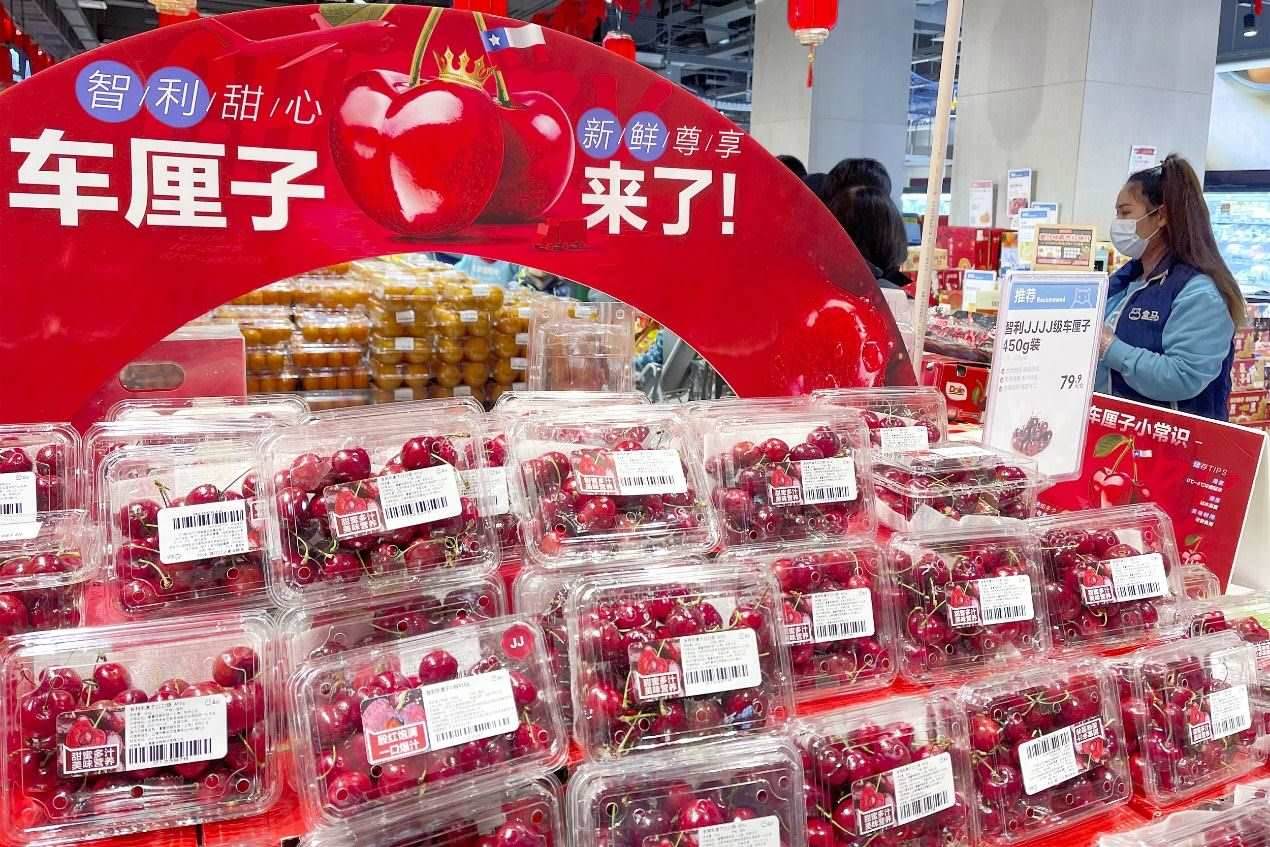 北京一家盒馬鮮生超市中智利車?yán)遄邮圪u區(qū)。來源：視覺中國