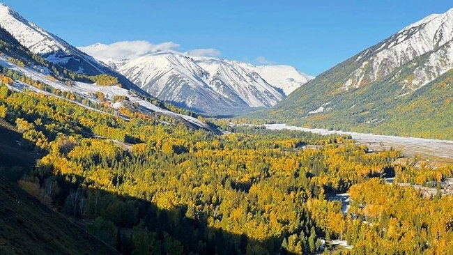 “新東方快車”沿途風(fēng)景。