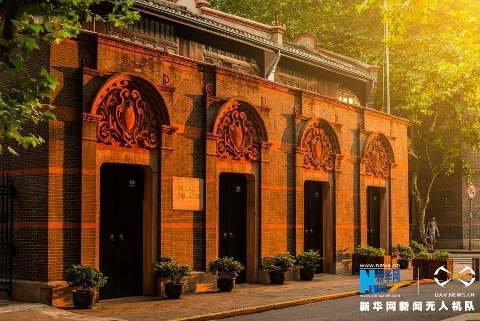 晨曦下的中共一大會(huì)址紀(jì)念館。新華網(wǎng) 吳愷 攝