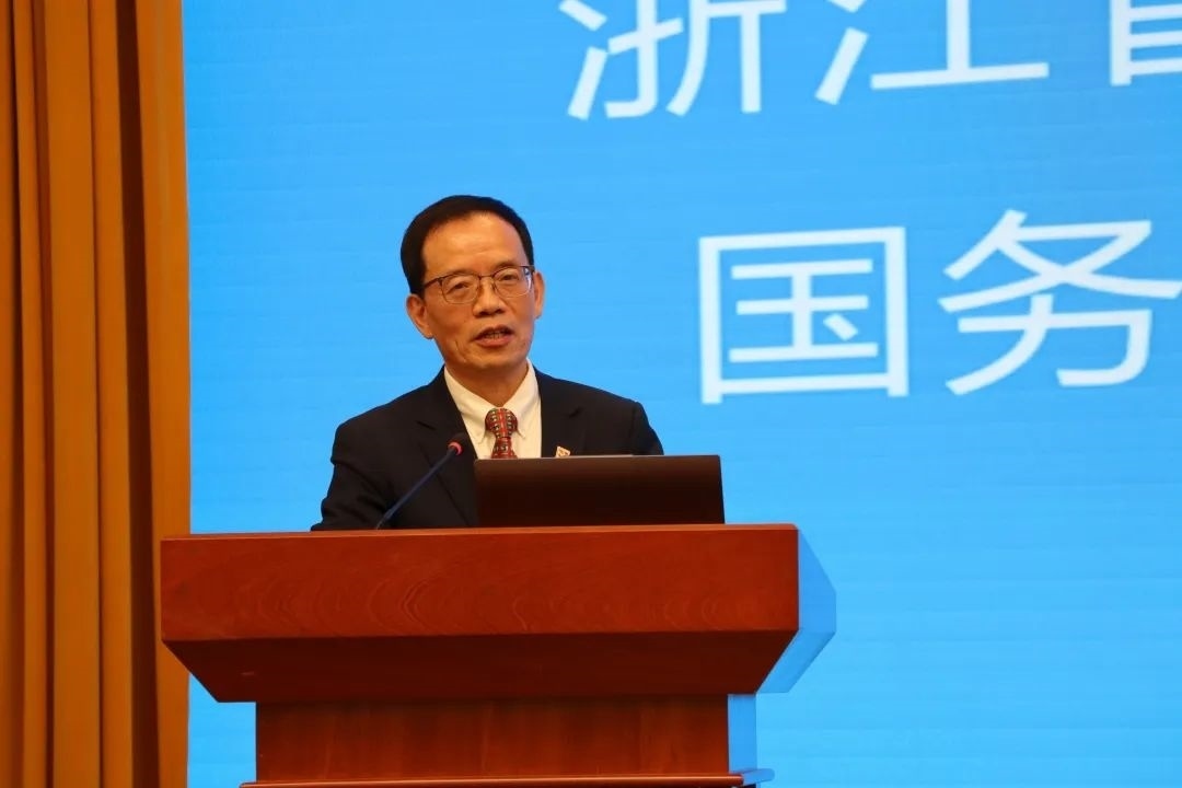 浙江省區(qū)域國(guó)別與國(guó)際傳播研究智庫(kù)聯(lián)盟首席專家、浙江師范大學(xué)非洲區(qū)域國(guó)別學(xué)學(xué)部學(xué)術(shù)委員會(huì)常務(wù)副主任劉鴻武致辭。主辦方供圖