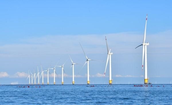 “活在自我設(shè)計(jì)的經(jīng)濟(jì)模型中”——起底美西方“預(yù)期綁架”套路