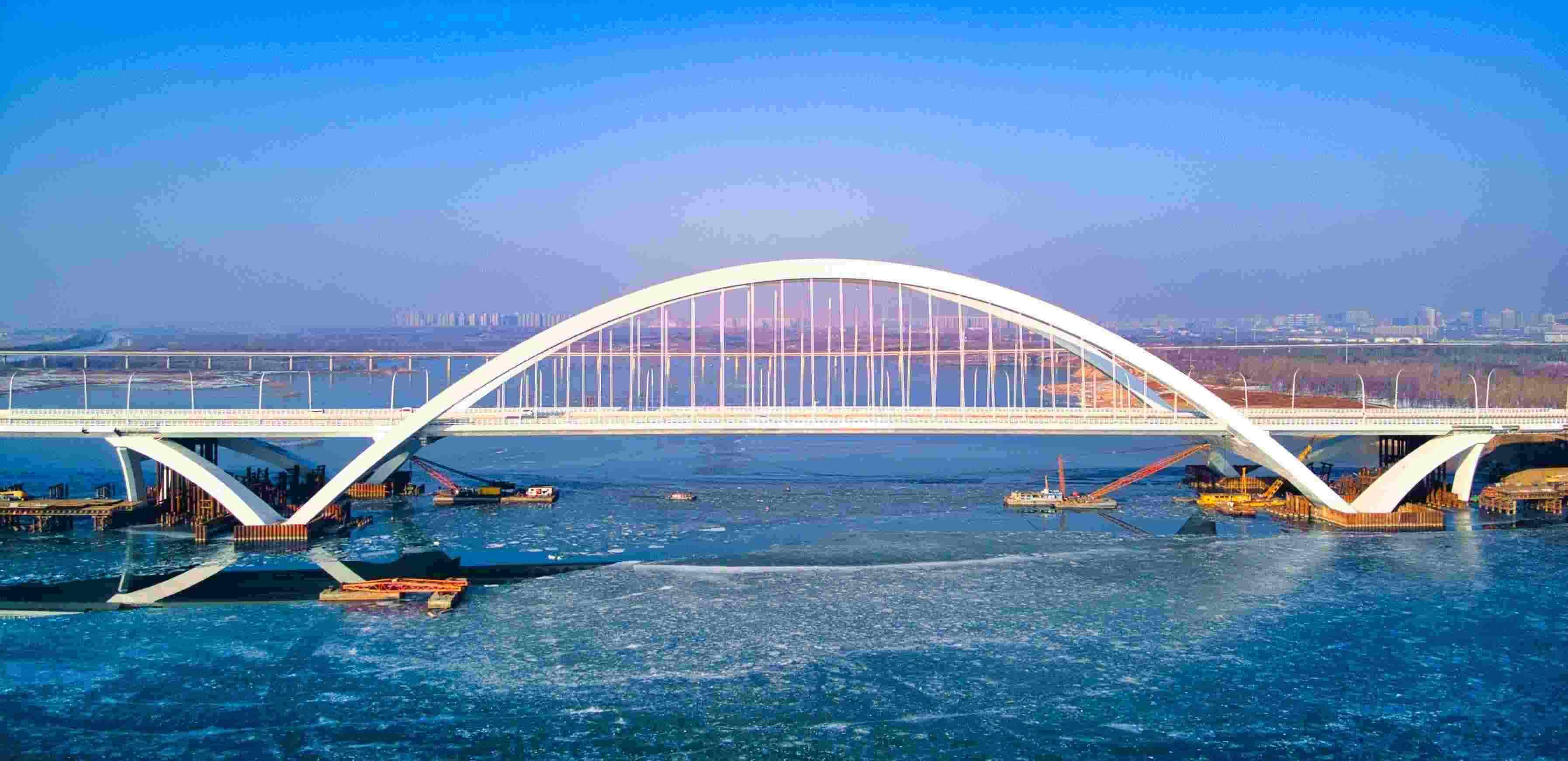 開(kāi)通后的京雄大橋。受訪方供圖