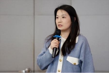 人民在線產(chǎn)品研發(fā)部主任、人民版權(quán)負(fù)責(zé)人劉曉曈發(fā)言