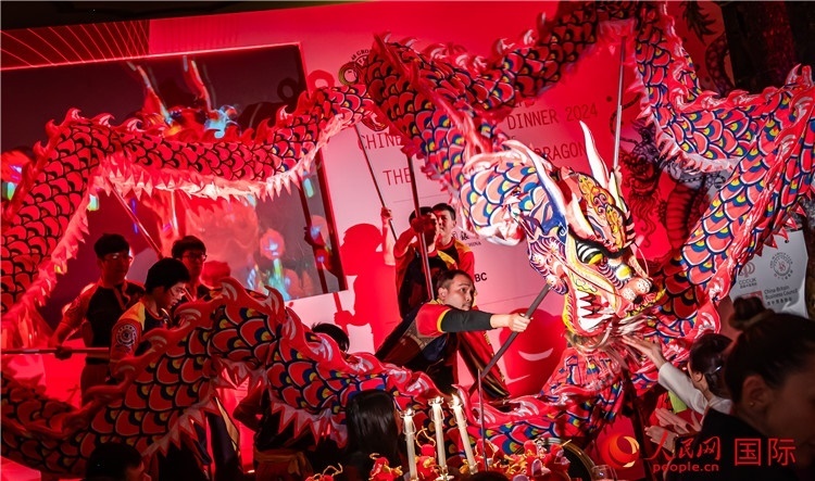 “共慶中國(guó)年 共享新機(jī)遇”破冰者新春晚宴現(xiàn)場(chǎng)盛況。人民網(wǎng) 郭錦標(biāo)攝