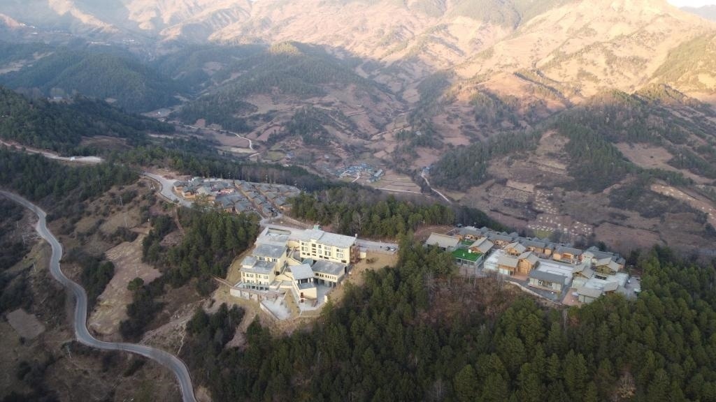 三河村全景（無人機照片）。新華社記者 尹恒 攝