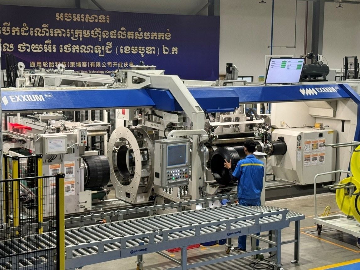 圖為通用輪胎科技（柬埔寨）有限公司生產(chǎn)車(chē)間。西港特區(qū)公司供圖