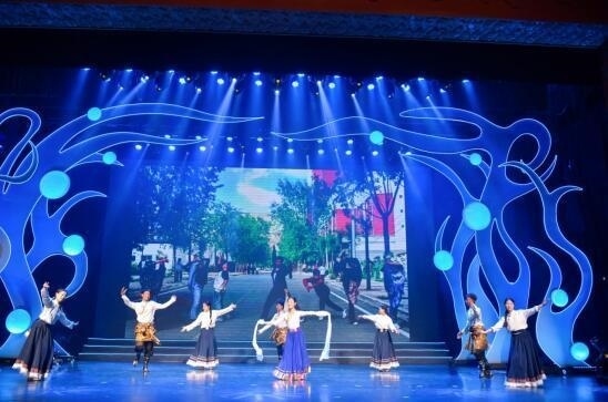 第十屆“歡動(dòng)北京”開(kāi)幕，12國(guó)青少年向未來(lái)問(wèn)好