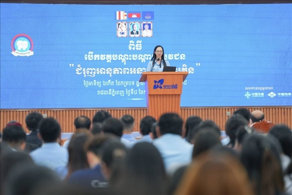 占尼莫在開幕式致辭。活動主辦方供圖