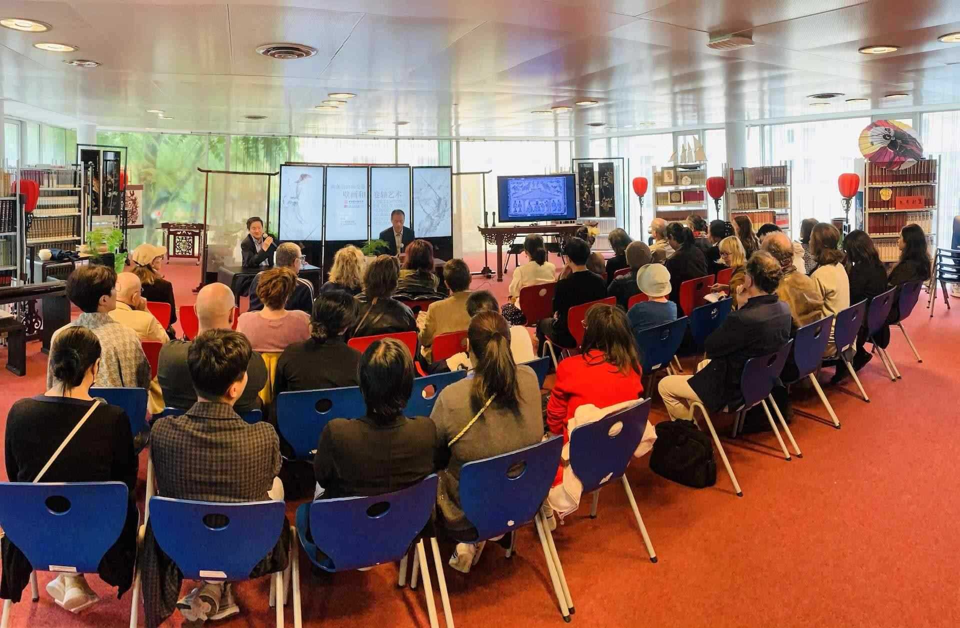 “絲路丹青——絲綢之路沿線壁畫傳摹展”在巴黎中國文化中心隆重開幕。中國藝術研究院供圖