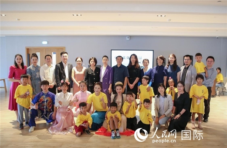 開營(yíng)儀式部分嘉賓合影。人民網(wǎng)中東中心分社塔里克·易卜拉欣攝