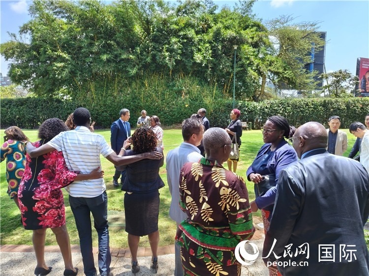 與會嘉賓在交流。陳哲攝