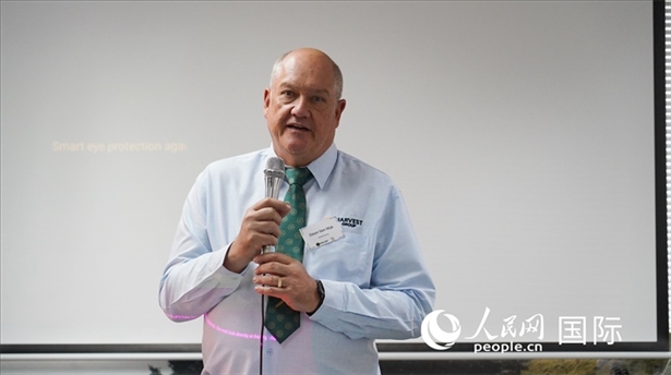 碩豐集團市場總監(jiān)迪恩·范·維克發(fā)言。人民網(wǎng) 張茜攝