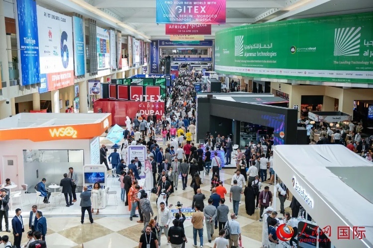 迪拜世界貿(mào)易中心場館內(nèi)一角。人民網(wǎng) 塔里克·易卜拉欣攝