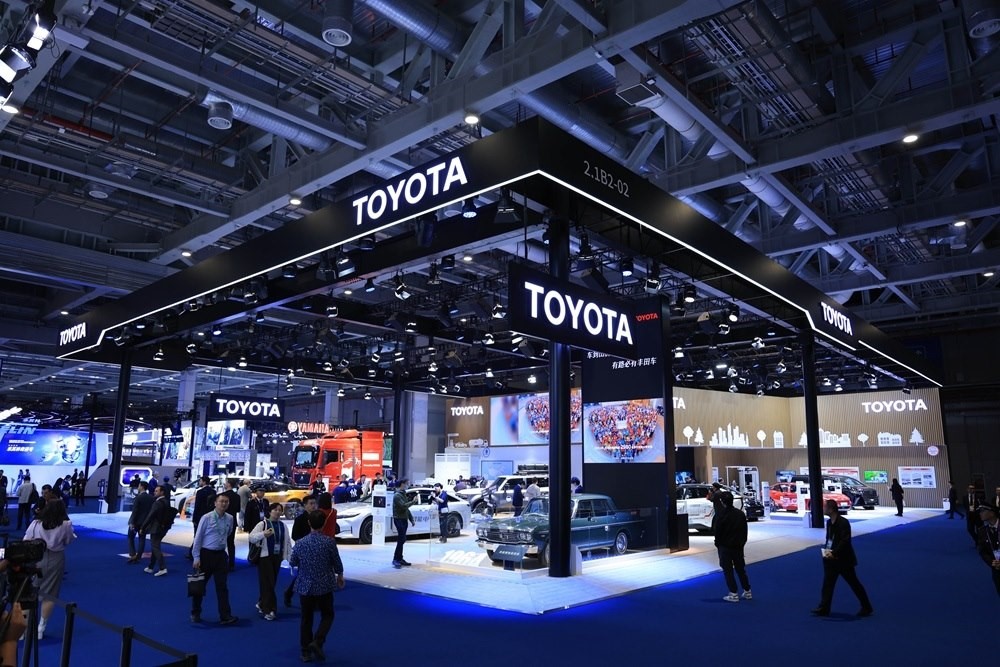 第七屆進(jìn)博會(huì)豐田展臺(tái)。人民網(wǎng)記者 車柯蒙攝