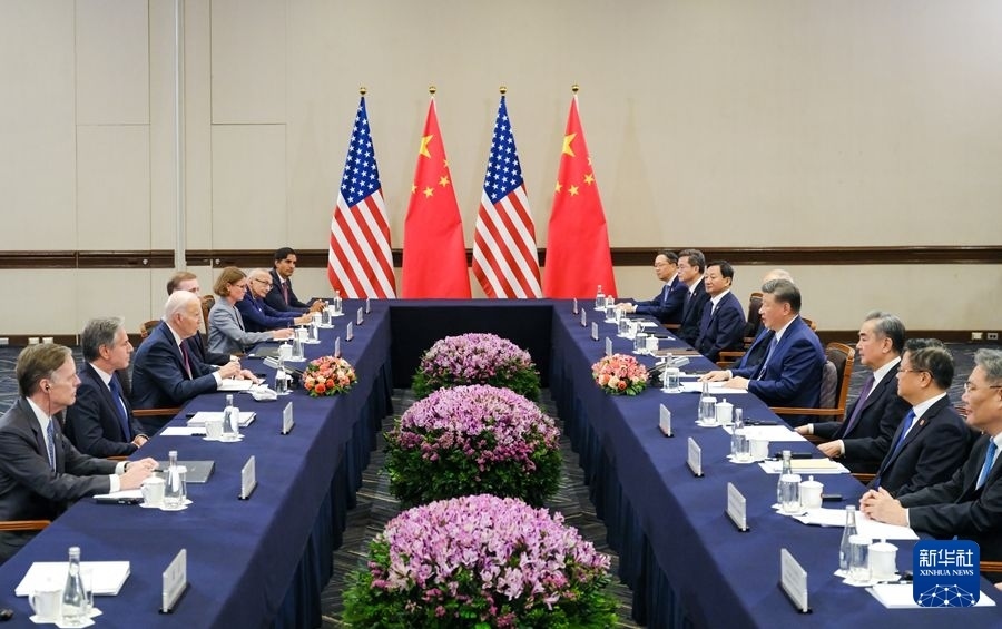 當?shù)貢r間11月16日下午，國家主席習近平在利馬同美國總統(tǒng)拜登舉行會晤。新華社記者 丁林 攝