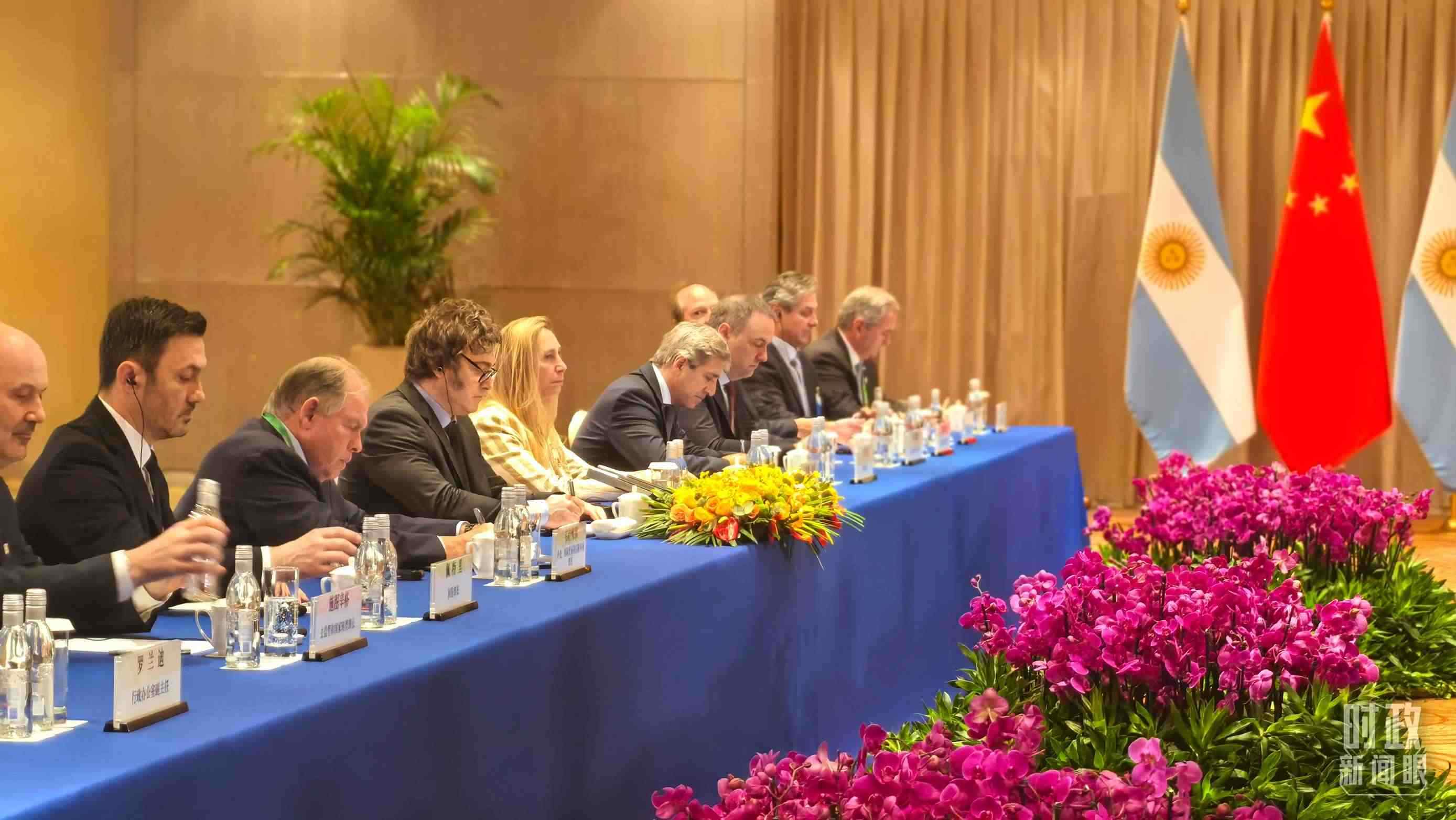 習(xí)主席會(huì)見阿根廷總統(tǒng)米萊現(xiàn)場。（總臺(tái)央廣記者潘毅拍攝）