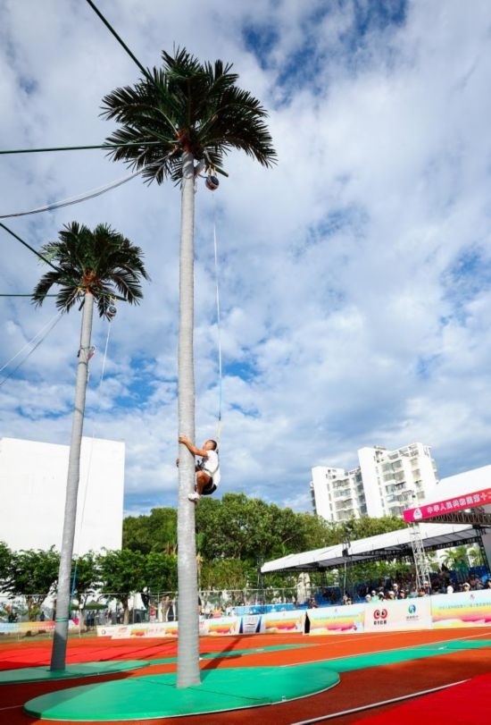 11月23日，海南隊選手曾祥天在比賽中。新華社記者 楊植森 攝