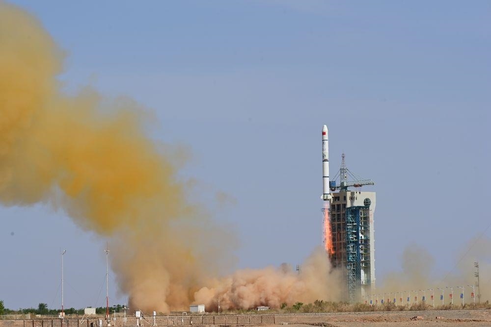 △2023年5月21日16時，我國在酒泉衛(wèi)星發(fā)射中心采用長征二號丙運載火箭，成功發(fā)射首顆內(nèi)地與澳門合作研制的空間科學(xué)衛(wèi)星“澳門科學(xué)一號”。