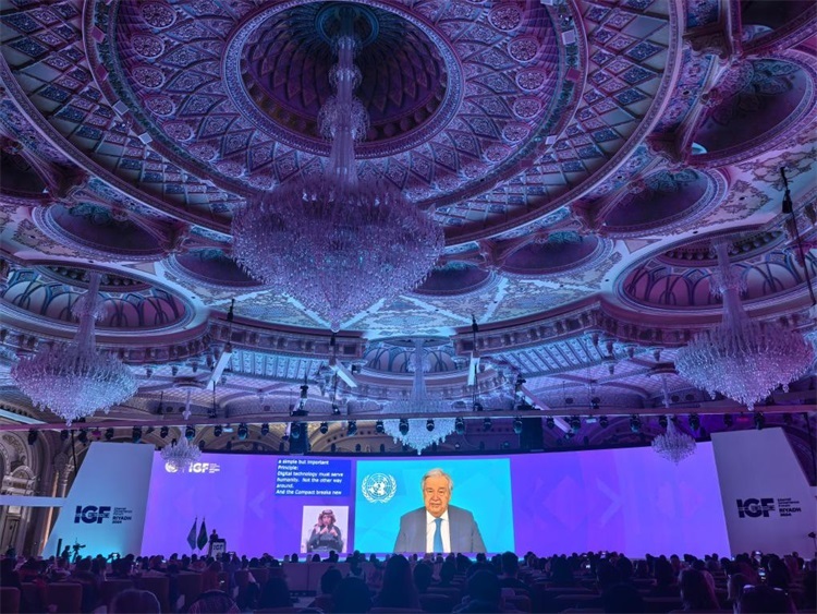 圖為第19屆聯(lián)合國互聯(lián)網(wǎng)治理論壇（IGF）“推動科技企業(yè)履行兒童網(wǎng)絡(luò)保護責(zé)任”開放論壇活動現(xiàn)場。中國傳媒大學(xué)供圖。