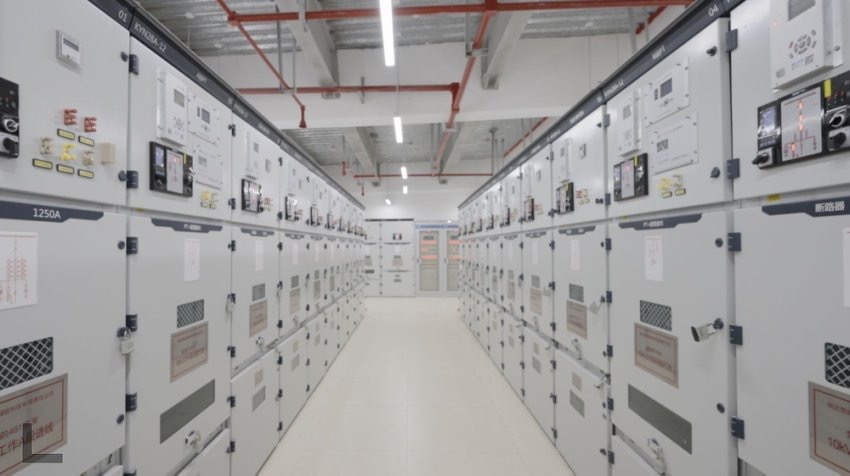 300兆瓦壓氣儲(chǔ)能示范工程高壓配電室。受訪者供圖