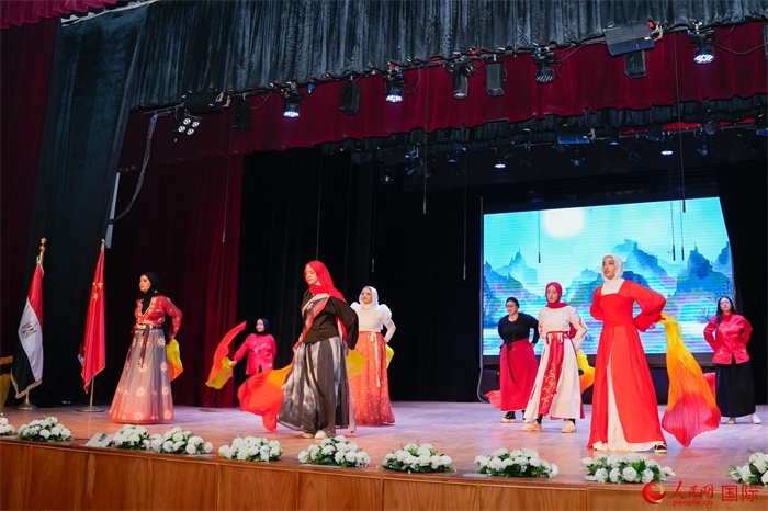 新春慶典活動現(xiàn)場。人民網(wǎng) 塔里克·易卜拉欣攝