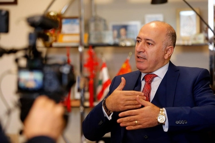 瓦里夫·庫(kù)邁哈在接受采訪。受訪者供圖