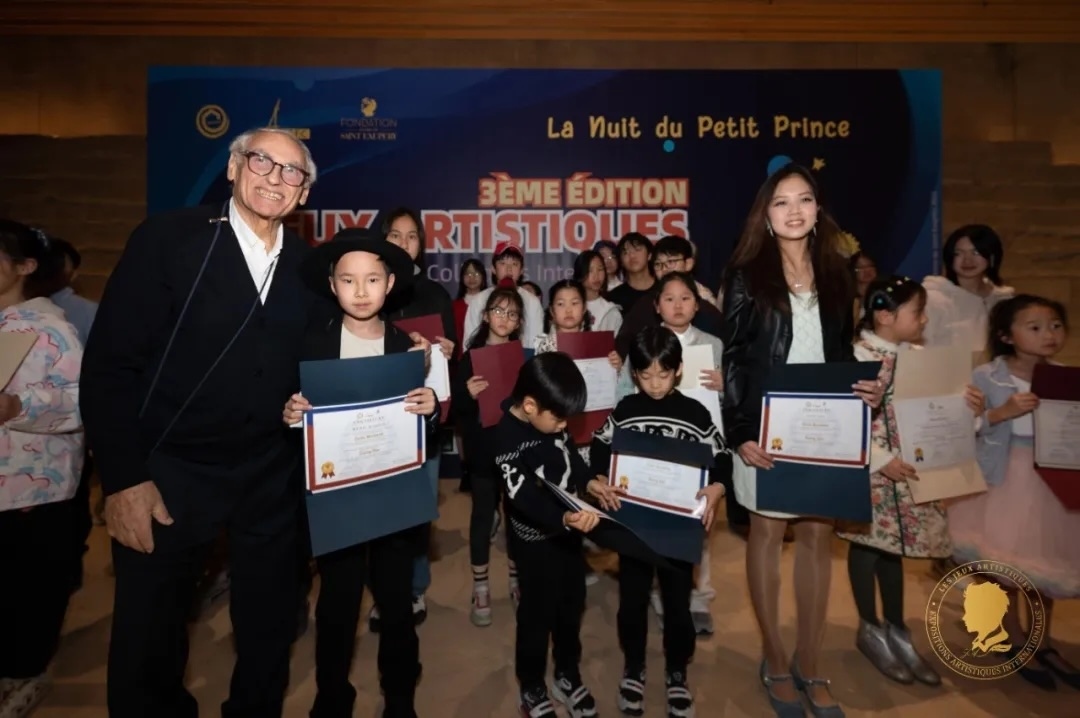 第三屆國際藝術(shù)聯(lián)創(chuàng)聯(lián)展盛大開幕。法中交流促進(jìn)會(huì)供圖