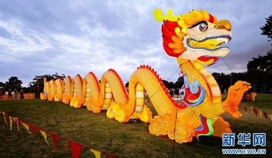 圖為2025年奧克蘭元宵燈節(jié)現(xiàn)場(chǎng)。（圖片由奧克蘭中國(guó)文化中心提供）