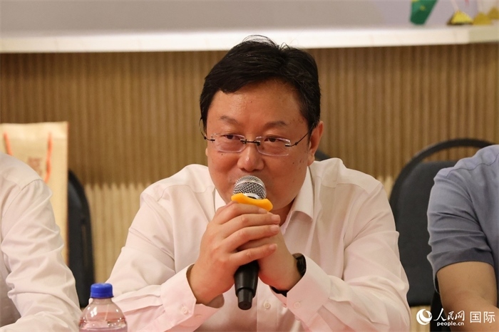 山東省濰坊市副市長狄波在座談會(huì)上致辭。人民網(wǎng)記者 陳海琪攝