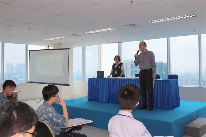 王思平參贊考前致辭。印尼雅加達(dá)華文教育協(xié)調(diào)機(jī)構(gòu)供圖