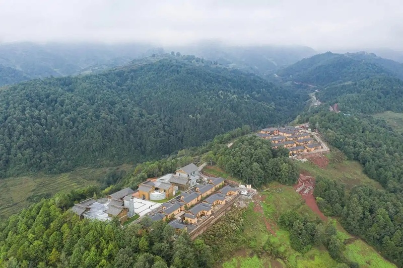 2020年10月13日拍攝的三河村新村聚居點(diǎn)。 