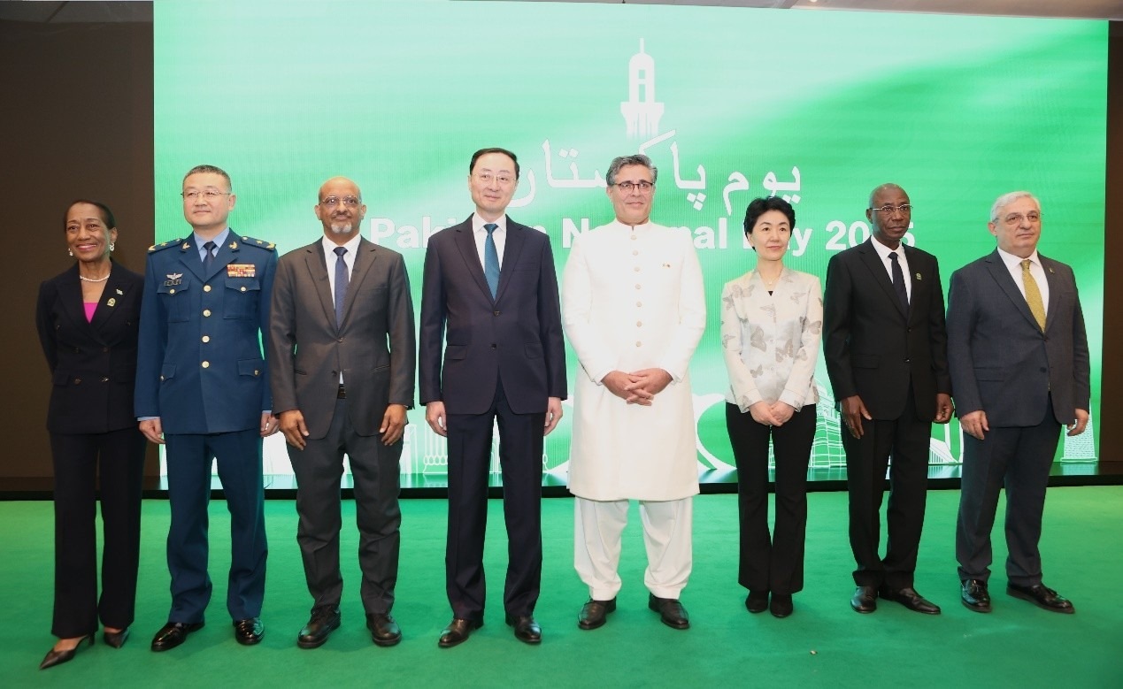 出席招待會的主要嘉賓合影。巴基斯坦駐華大使館供圖