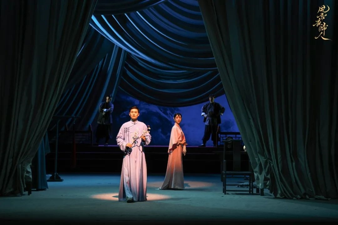 演出現(xiàn)場(chǎng)。北京人藝供圖