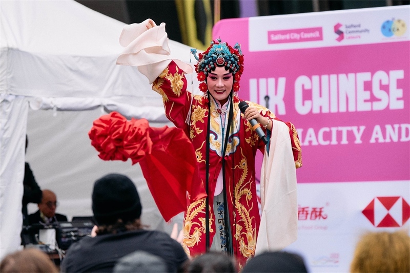 演員蔡衛(wèi)莉的秦腔表演贏得陣陣好評(píng)。 楊浩鵬攝