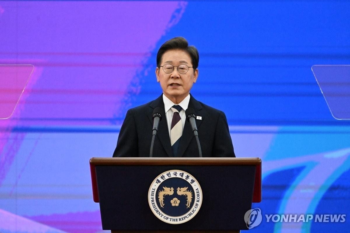 李在明4日上午在第21屆韓國總統(tǒng)就職宣誓儀式上宣誓就職。(圖片來源:韓聯(lián)社)